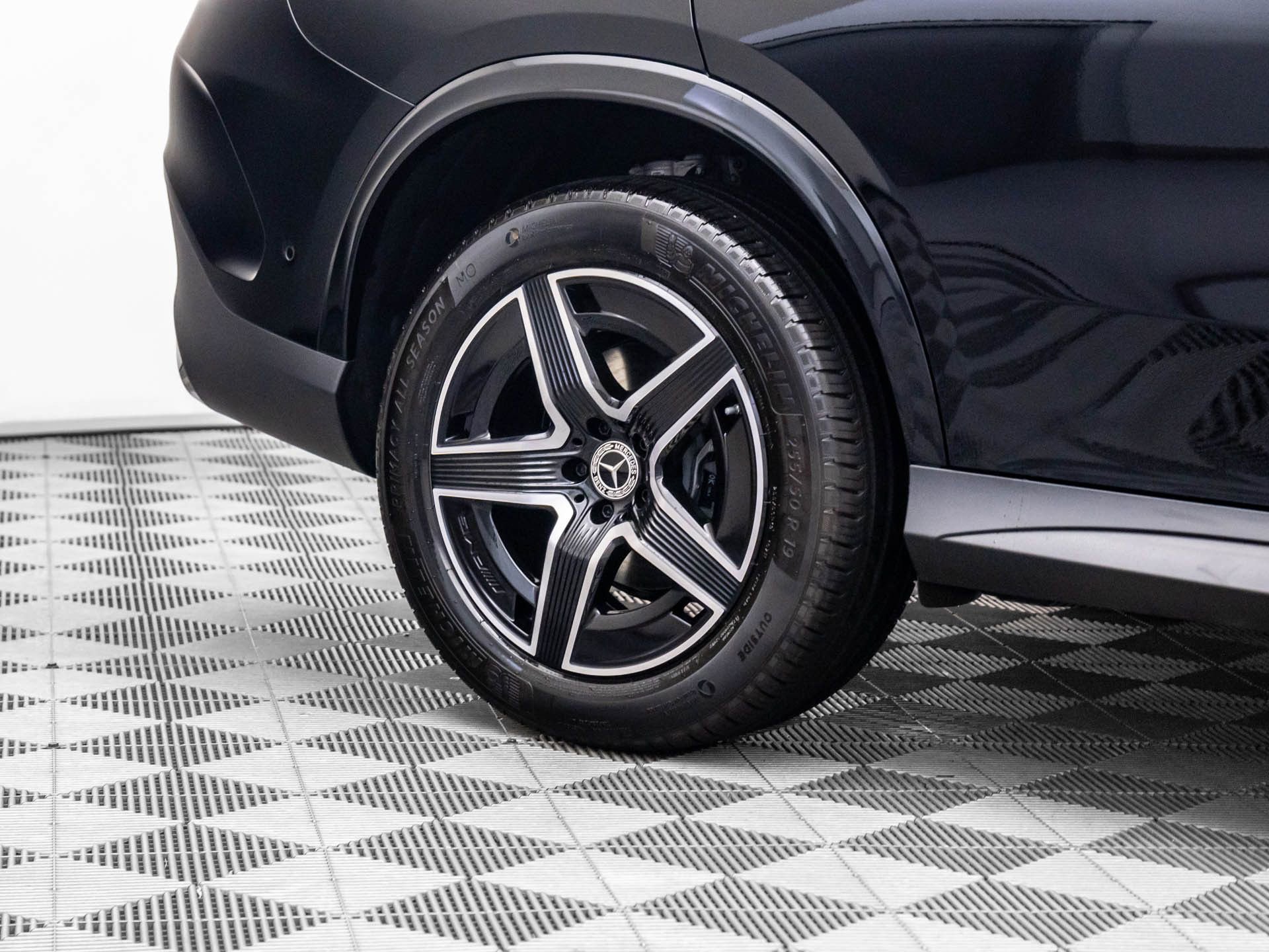 New 2026 Mercedes-Benz GLC 300 4MATIC image 34