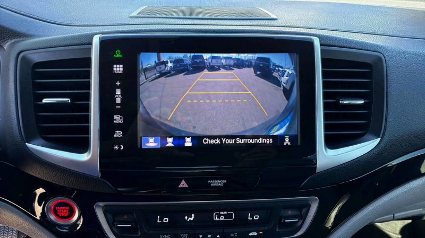 Used 2016 Honda Pilot Elite image 11