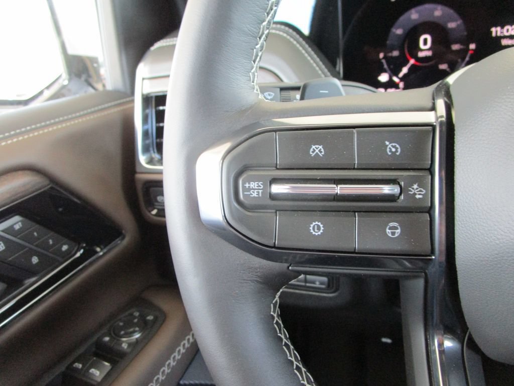 New 2026 GMC Yukon XL Denali Ultimate w/ LPO, Floor Liner Package AWD/4WD image 43