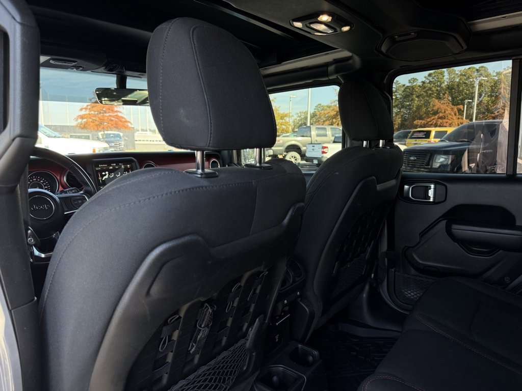 Used 2022 Jeep Wrangler Unlimited Rubicon image 25