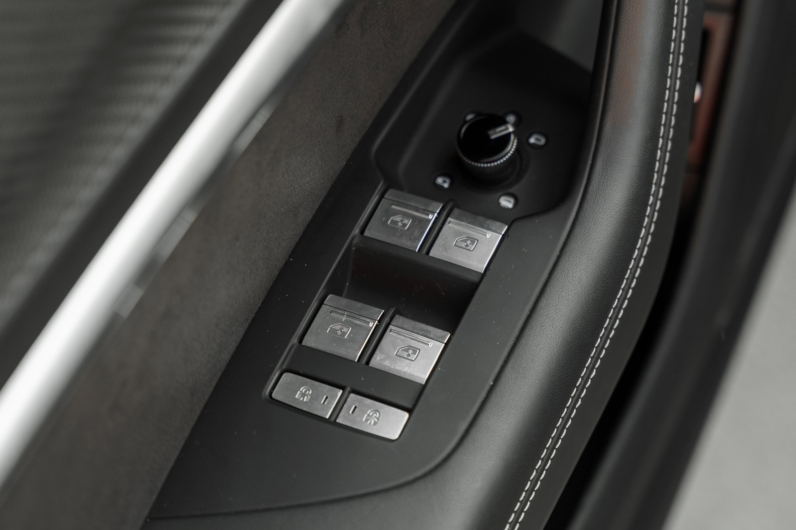 Used 2022 Audi RS 7 Sportback w/ Black Optic Package image 25