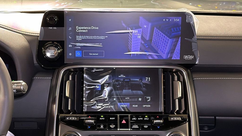 New 2026 Lexus LX 600 4WD w/ Luxury Package image 16