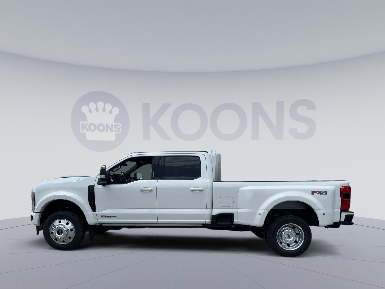 New 2026 Ford F450 Platinum w/ FX4 Off-Road Package AWD/4WD image 2