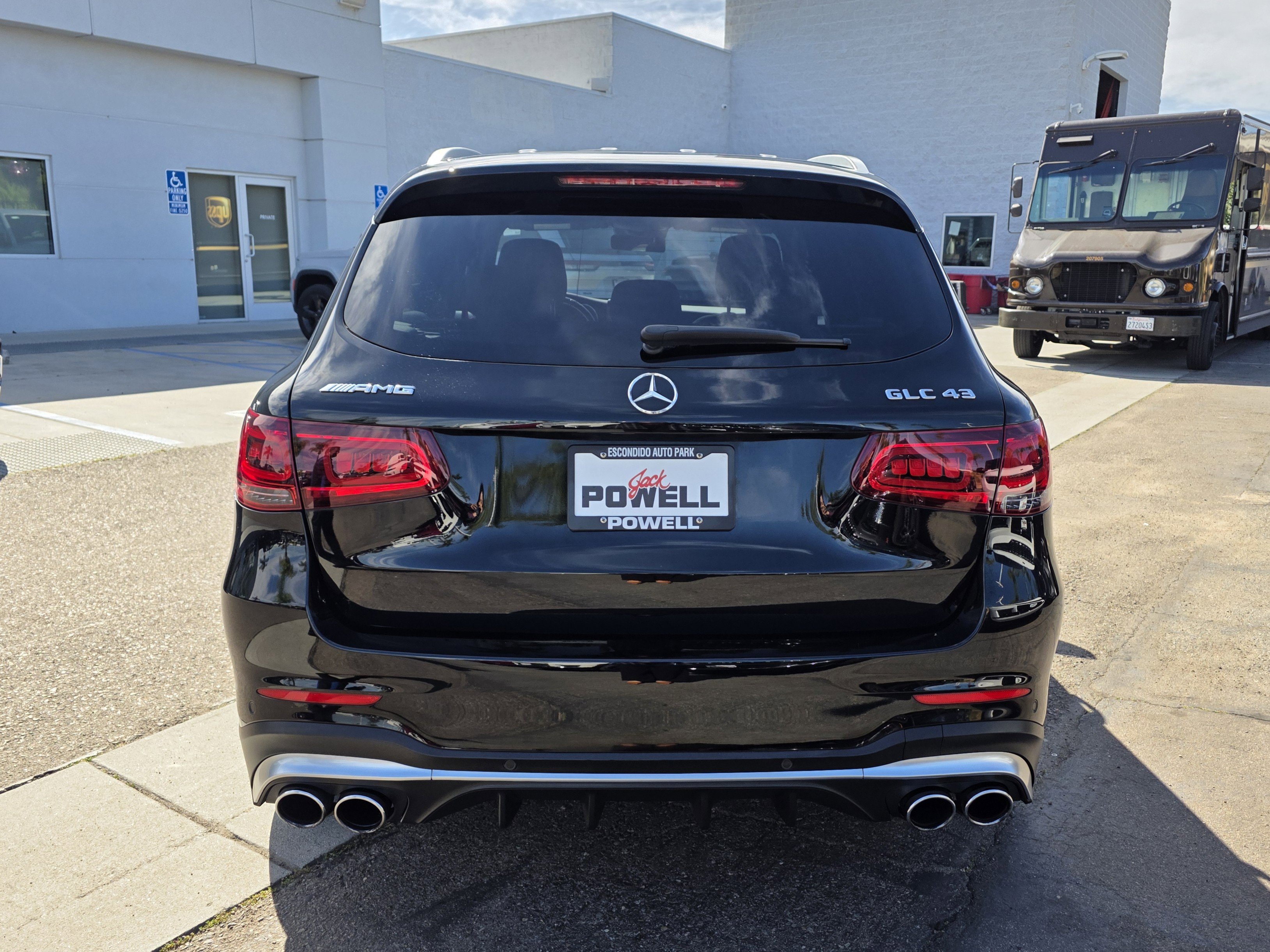 Used 2022 Mercedes-Benz GLC 43 AMG 4MATIC image 4
