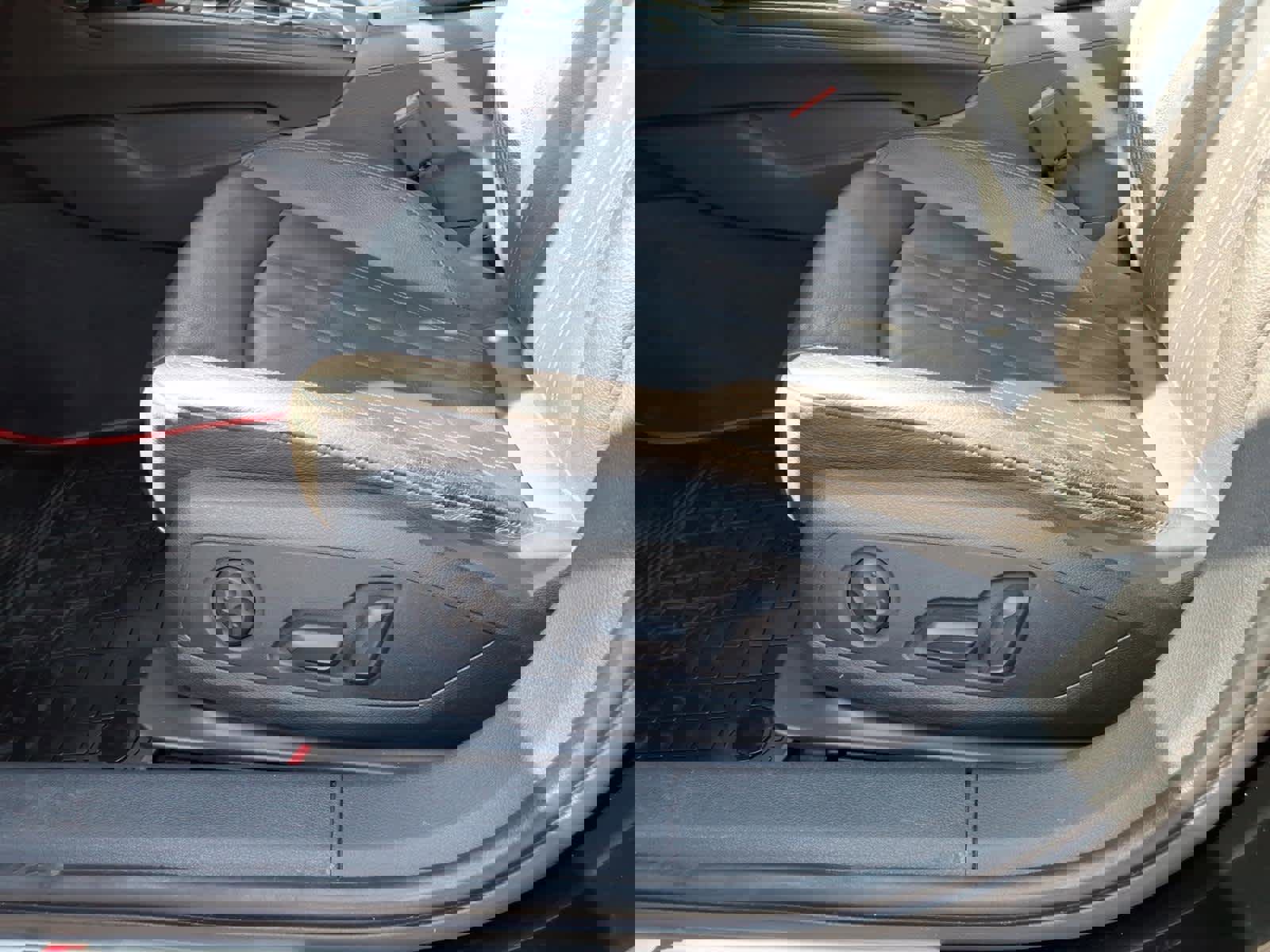 Used 2017 Audi A4 2.0T Premium w/ Convenience Package image 19