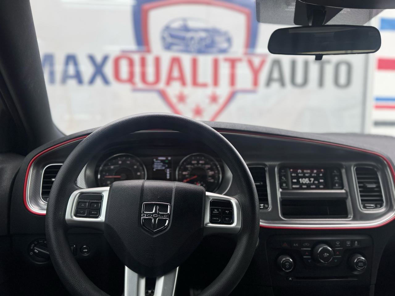 Used 2013 Dodge Charger SE image 30