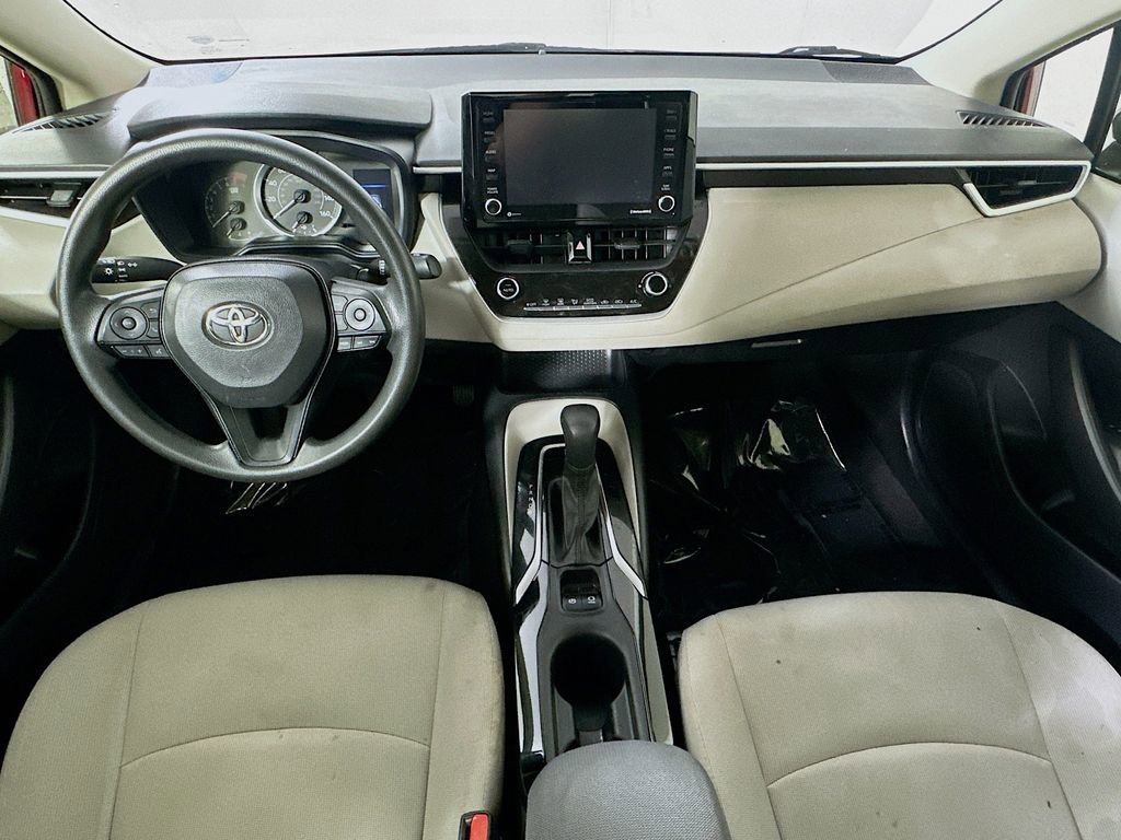 Used 2022 Toyota Corolla LE FWD image 15