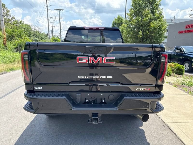 Used 2024 GMC Sierra 2500 AT4 w/ AT4 Premium Plus Package AWD/4WD image 7