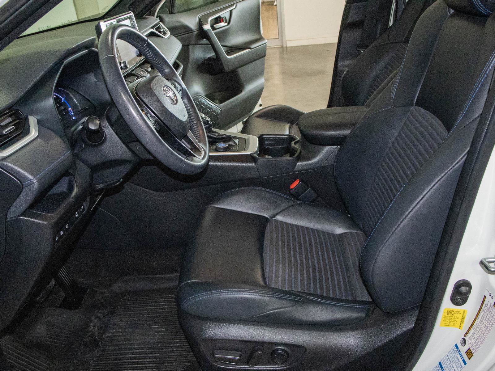 Used 2021 Toyota RAV4 XSE image 8