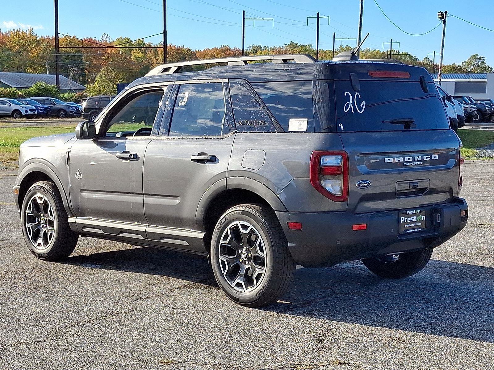 New 2025 Ford Bronco Sport Outer Banks image 4