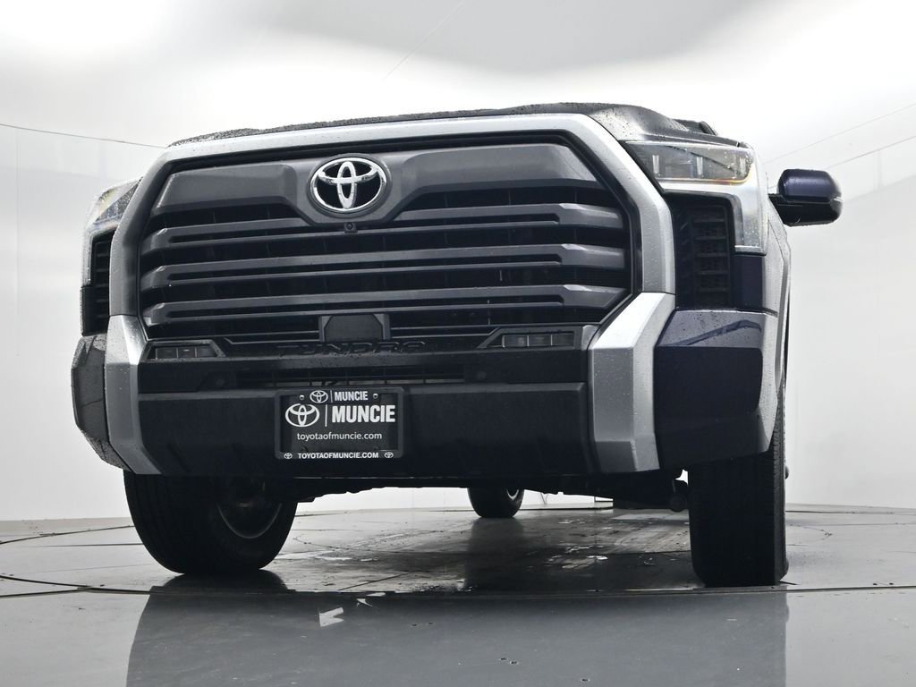 Used 2024 Toyota Tundra Limited AWD/4WD image 51