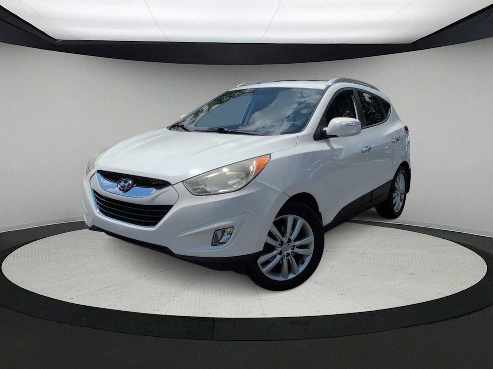 Used 2013 Hyundai Tucson Limited FWD image 1
