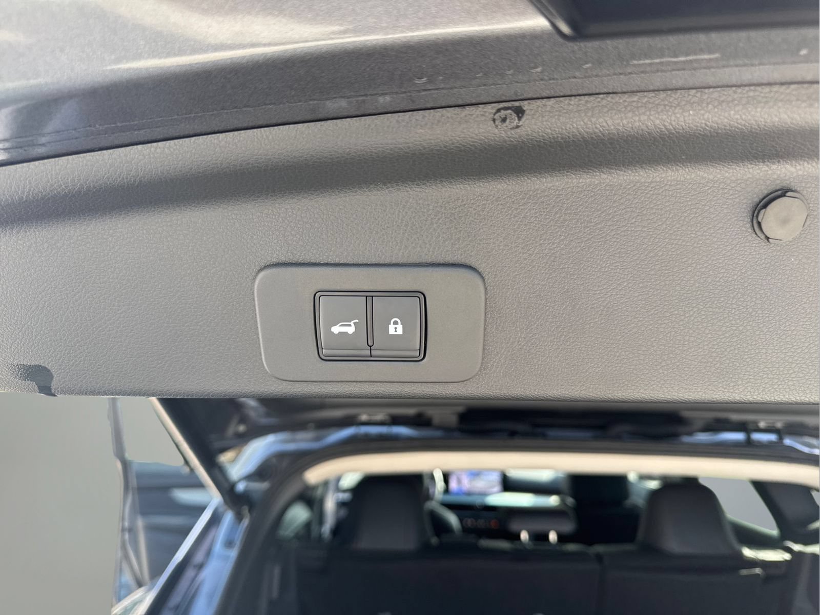 Certified 2025 Nissan Murano SL AWD/4WD image 37