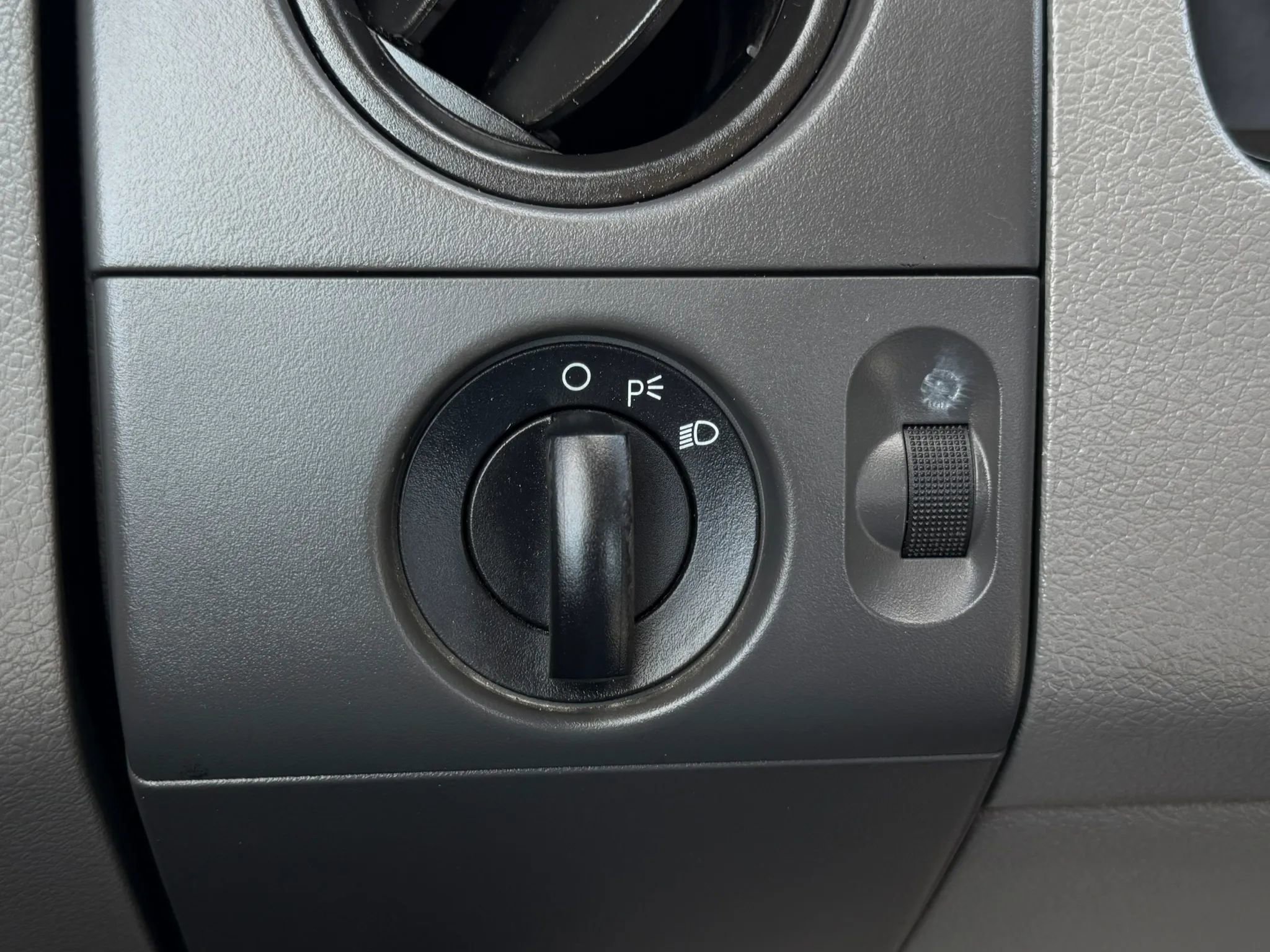 Used 2004 Ford F150 XLT image 20