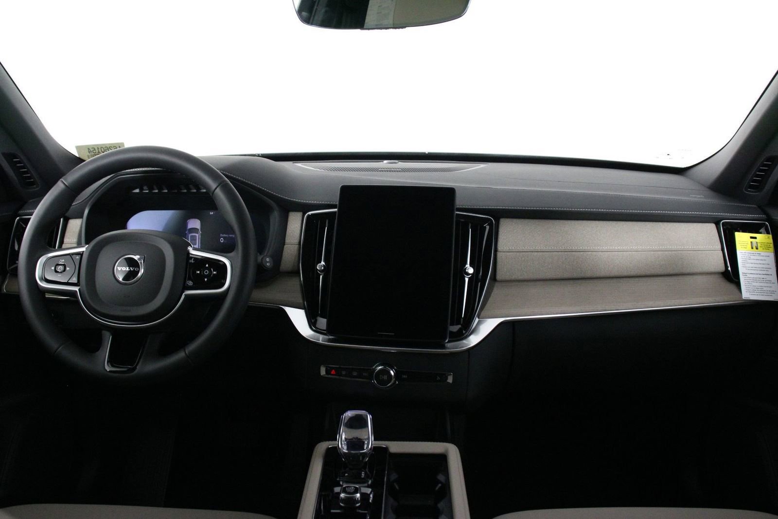 New 2026 Volvo XC90 T8 Plus image 5