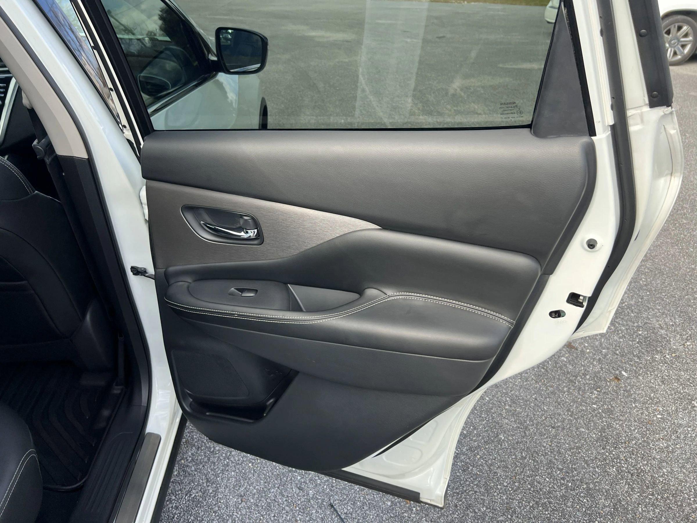 Used 2024 Nissan Murano SV w/ SV Midnight Edition Package image 21