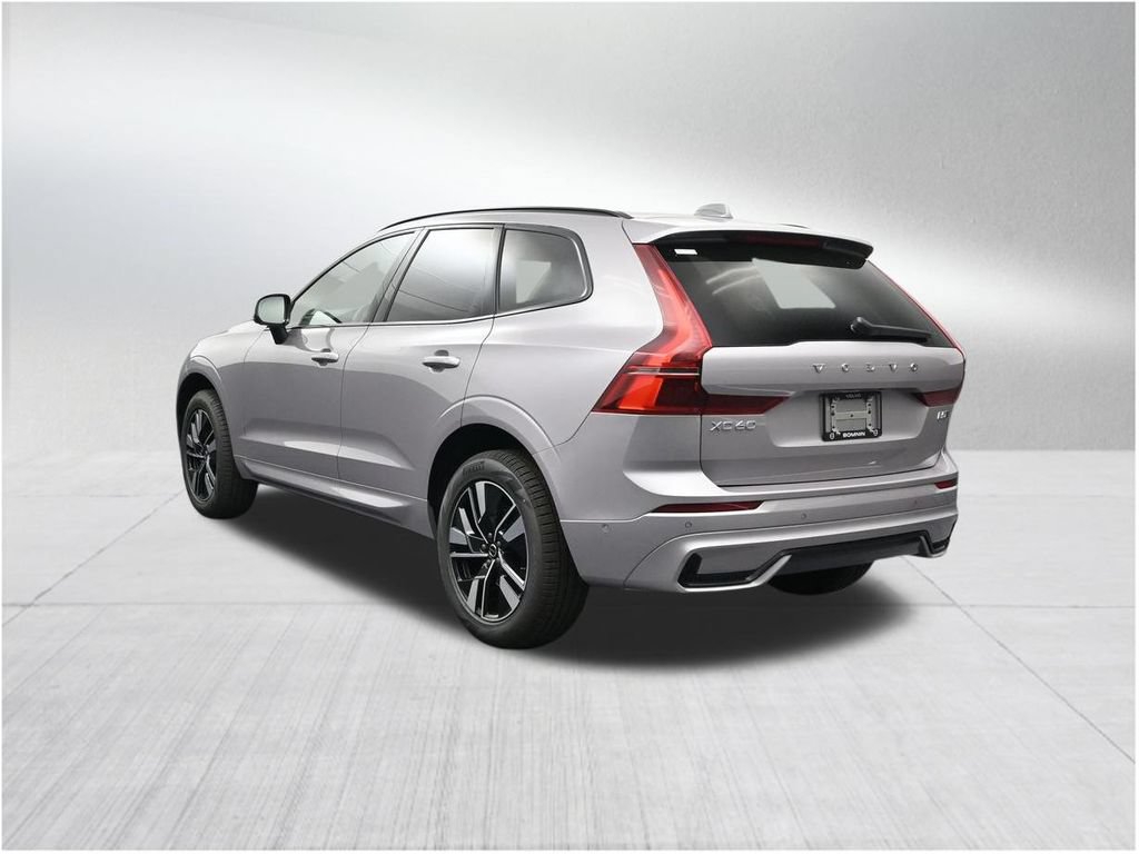 New 2026 Volvo XC60 B5 Plus AWD/4WD image 3