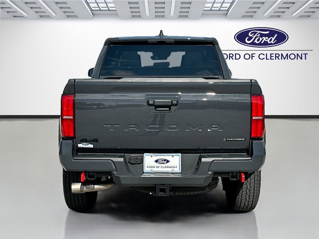 Used 2025 Toyota Tacoma TRD Off-Road image 6