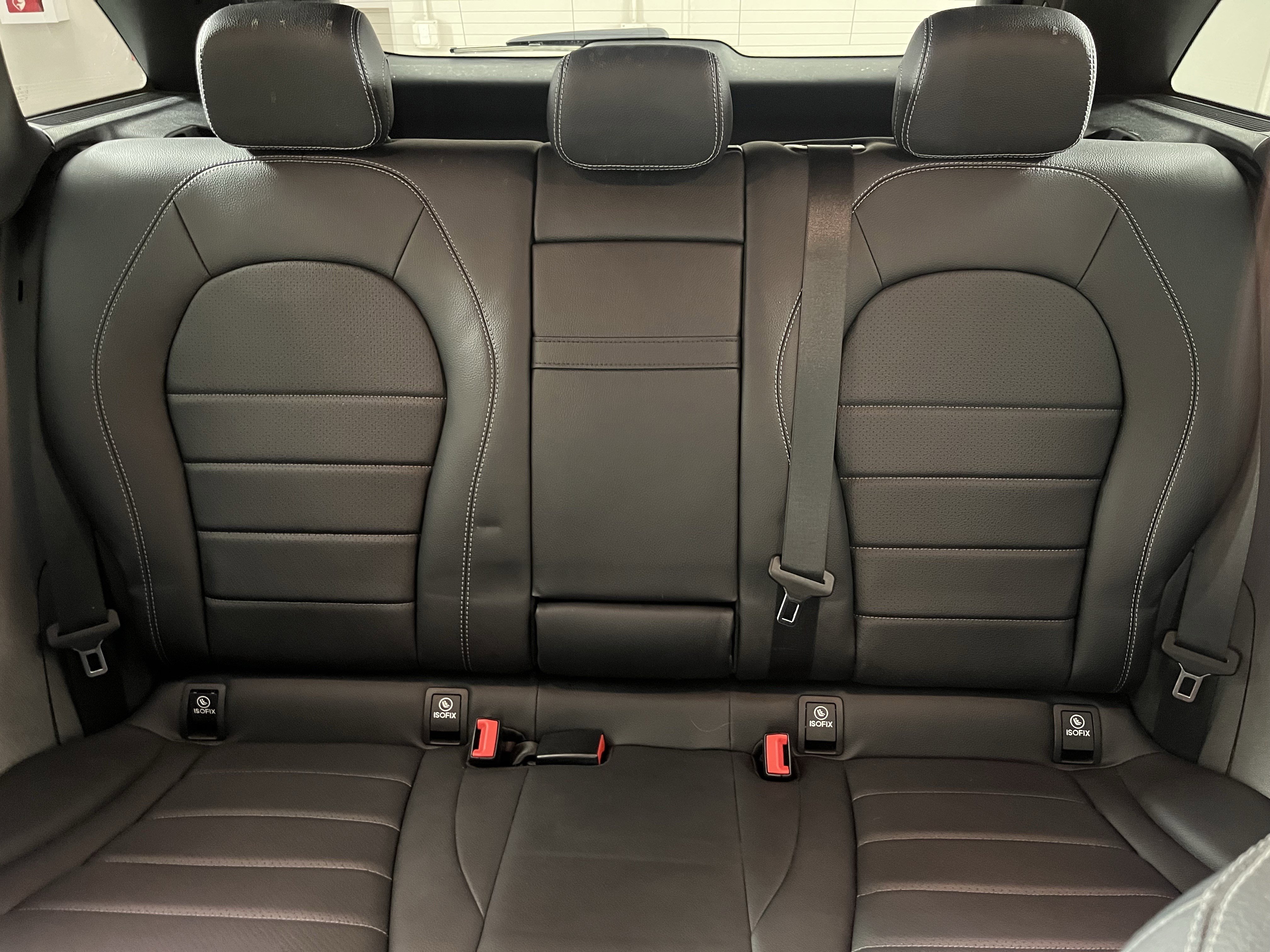 Used 2020 Mercedes-Benz GLC 300 4MATIC image 22