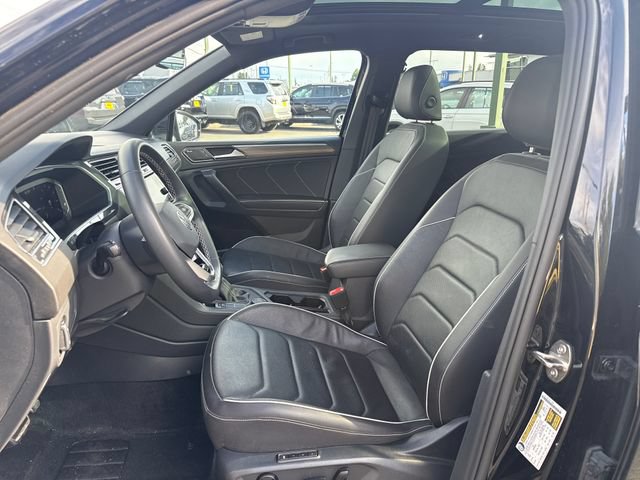 Used 2023 Volkswagen Tiguan SEL R-Line AWD/4WD image 15