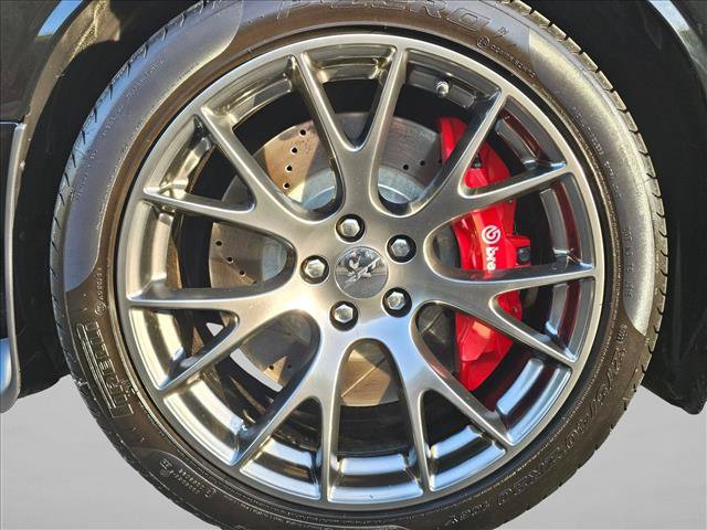 Used 2016 Dodge Challenger SRT RWD image 9
