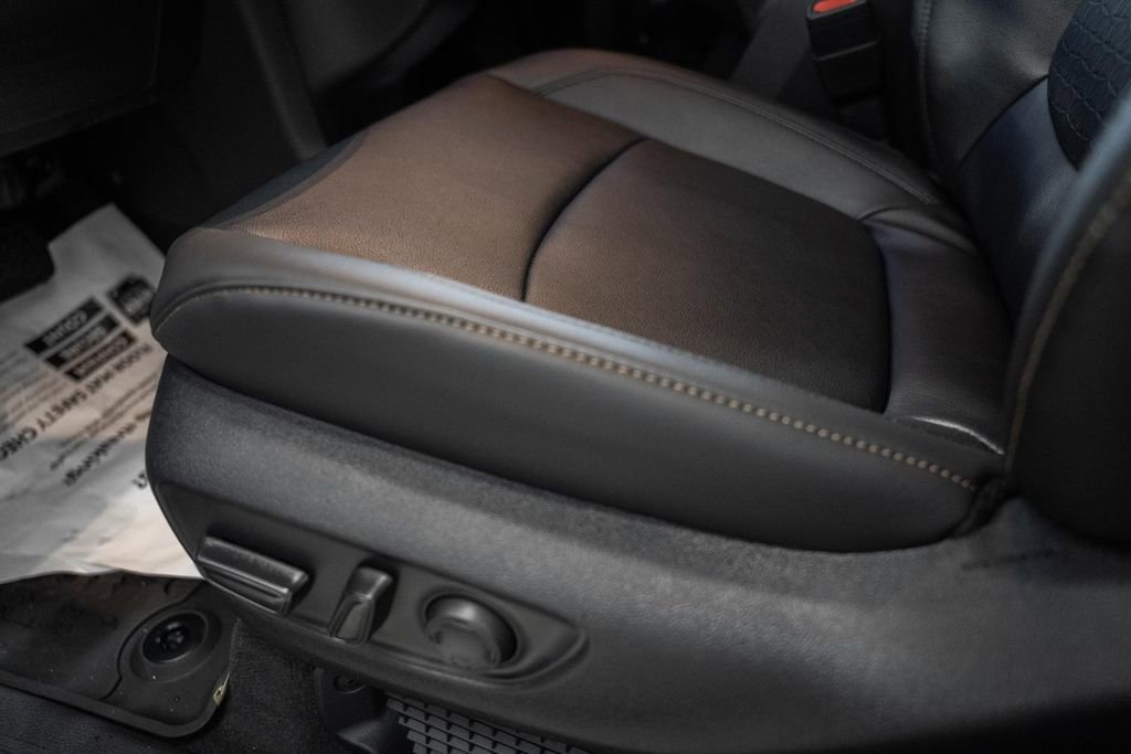 New 2026 Toyota Sienna XLE Woodland Edition image 37