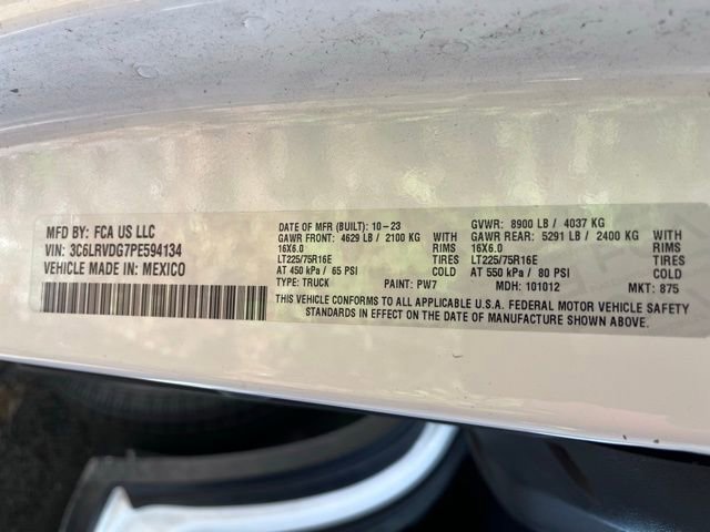 Used 2023 RAM ProMaster 2500 image 12