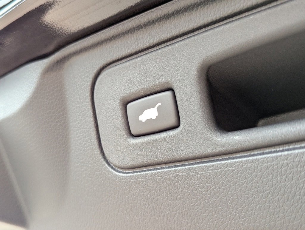 Used 2023 Honda Passport EX-L image 32