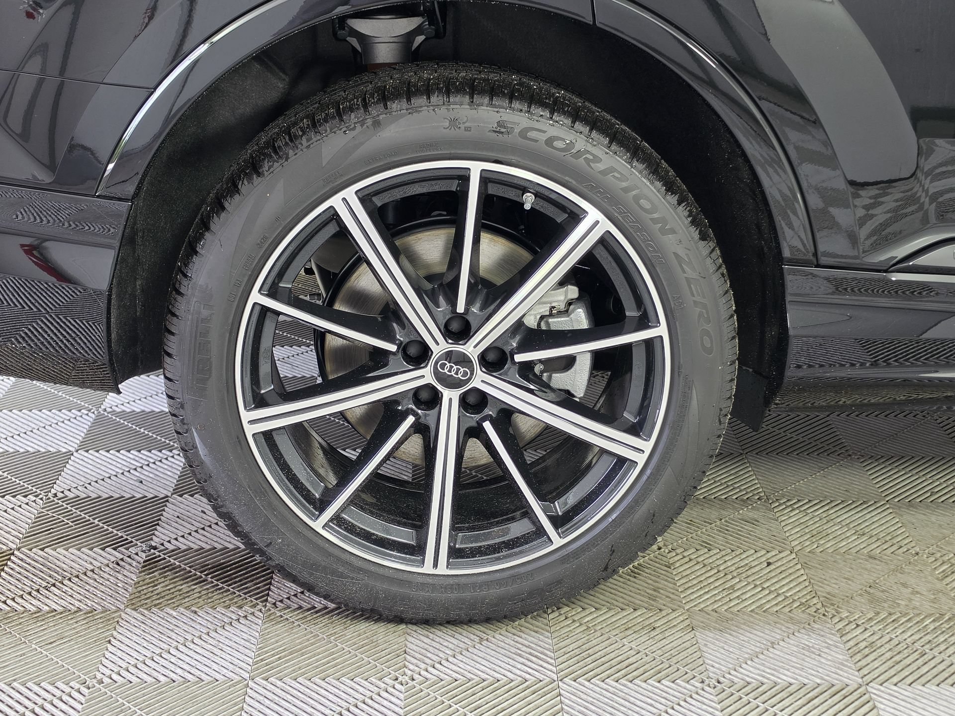 New 2026 Audi Q7 2.0T Premium Plus AWD/4WD image 7