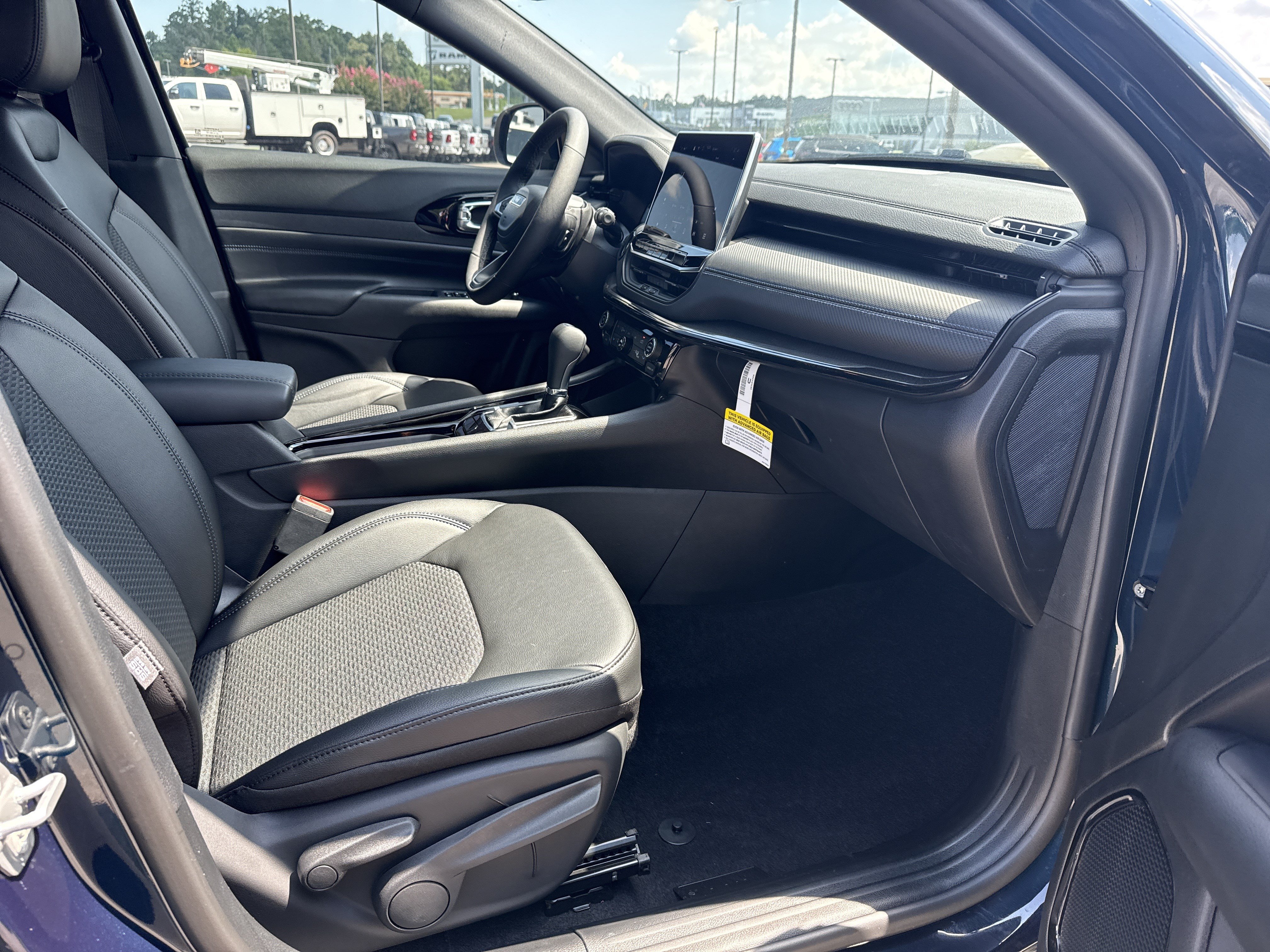 New 2026 Jeep Compass Latitude AWD/4WD image 13
