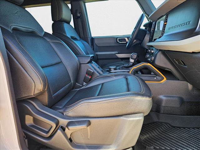Used 2023 Ford Bronco Badlands image 20