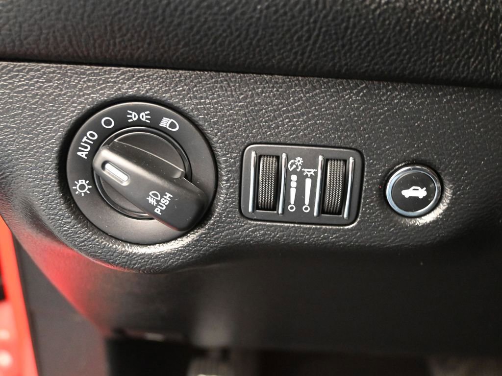 Used 2022 Dodge Challenger GT image 16