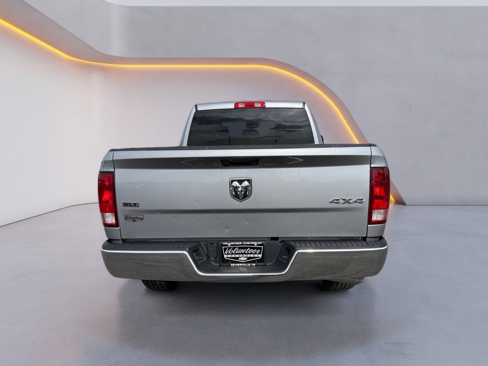 Used 2024 RAM 1500 Classic SLT image 4