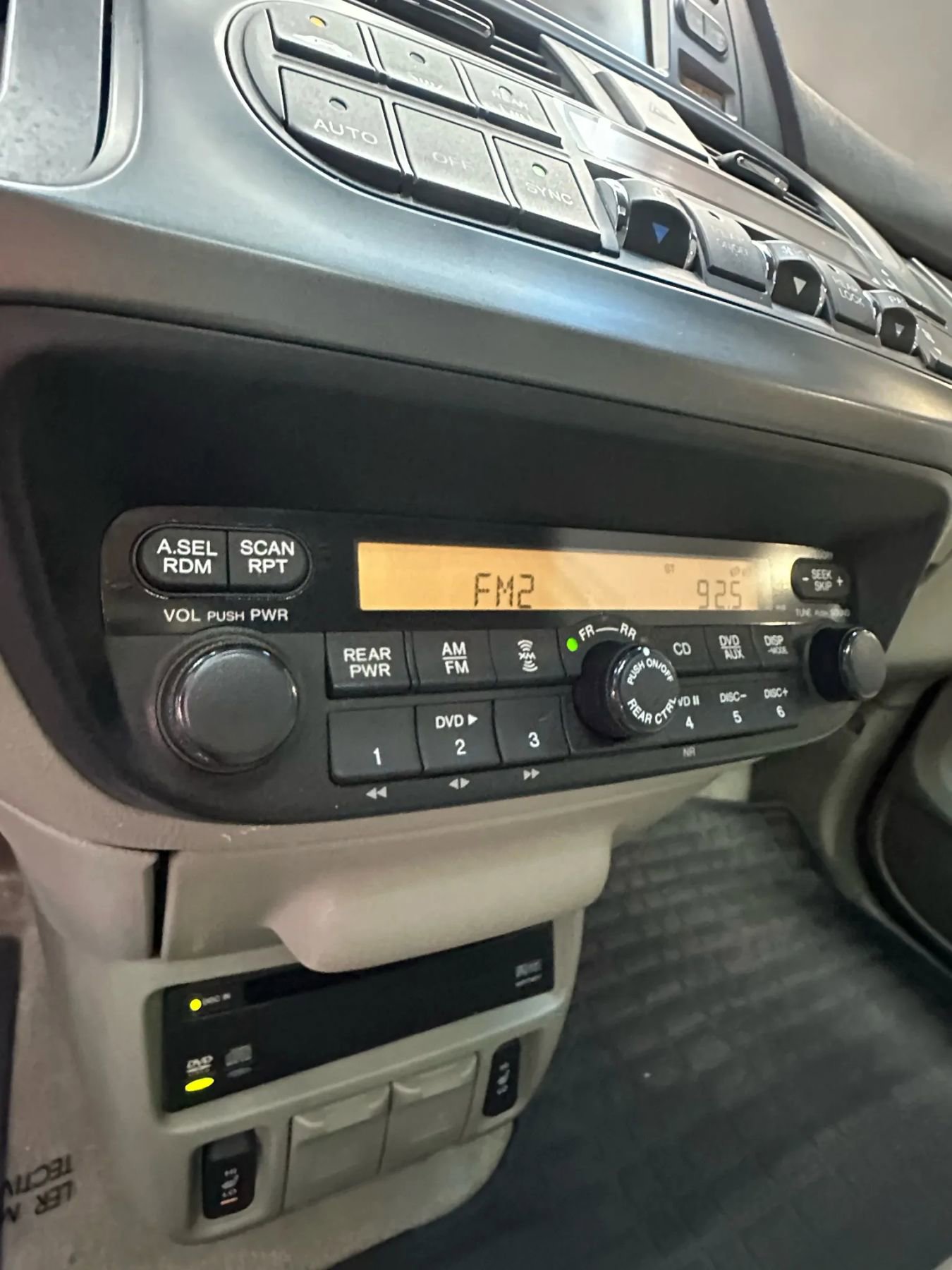 Used 2007 Honda Odyssey EX-L image 17