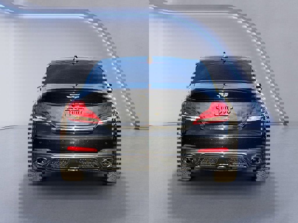 Used 2019 Genesis G70 3.3T Advanced w/ Elite Package image 4