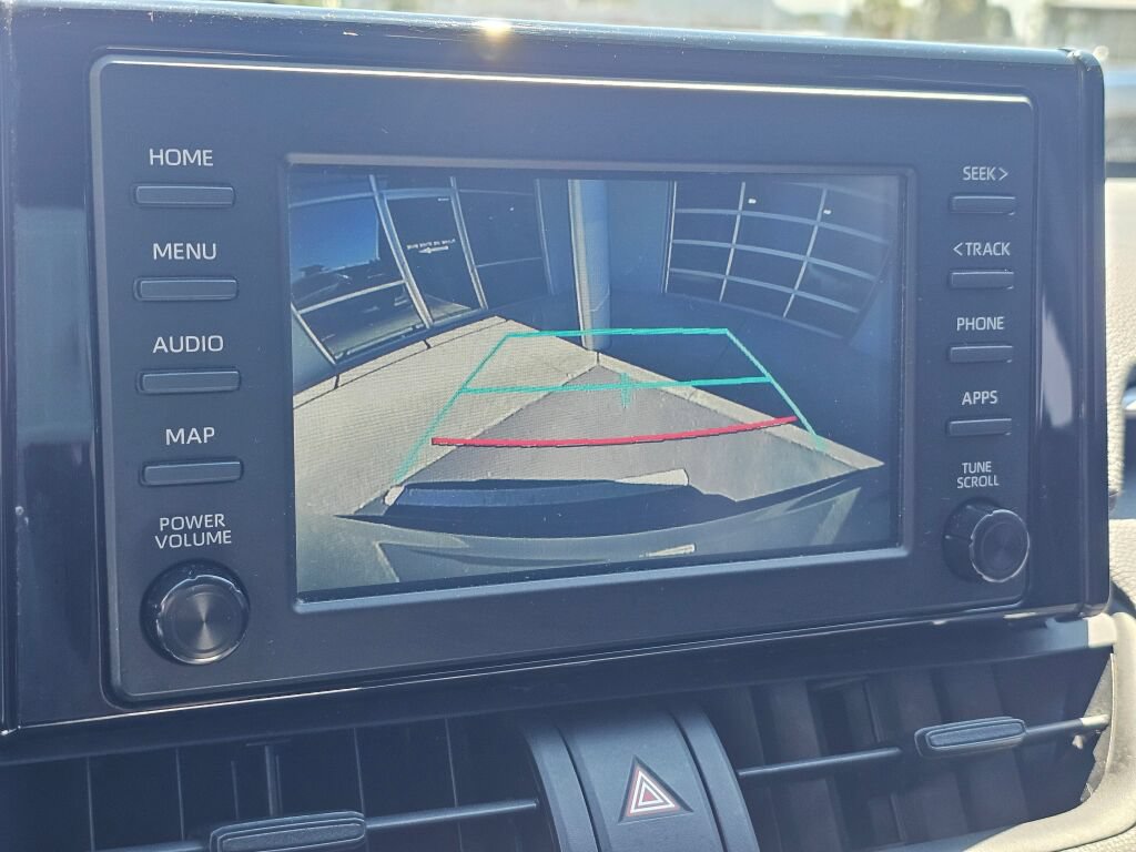 Used 2019 Toyota RAV4 XLE AWD/4WD image 21