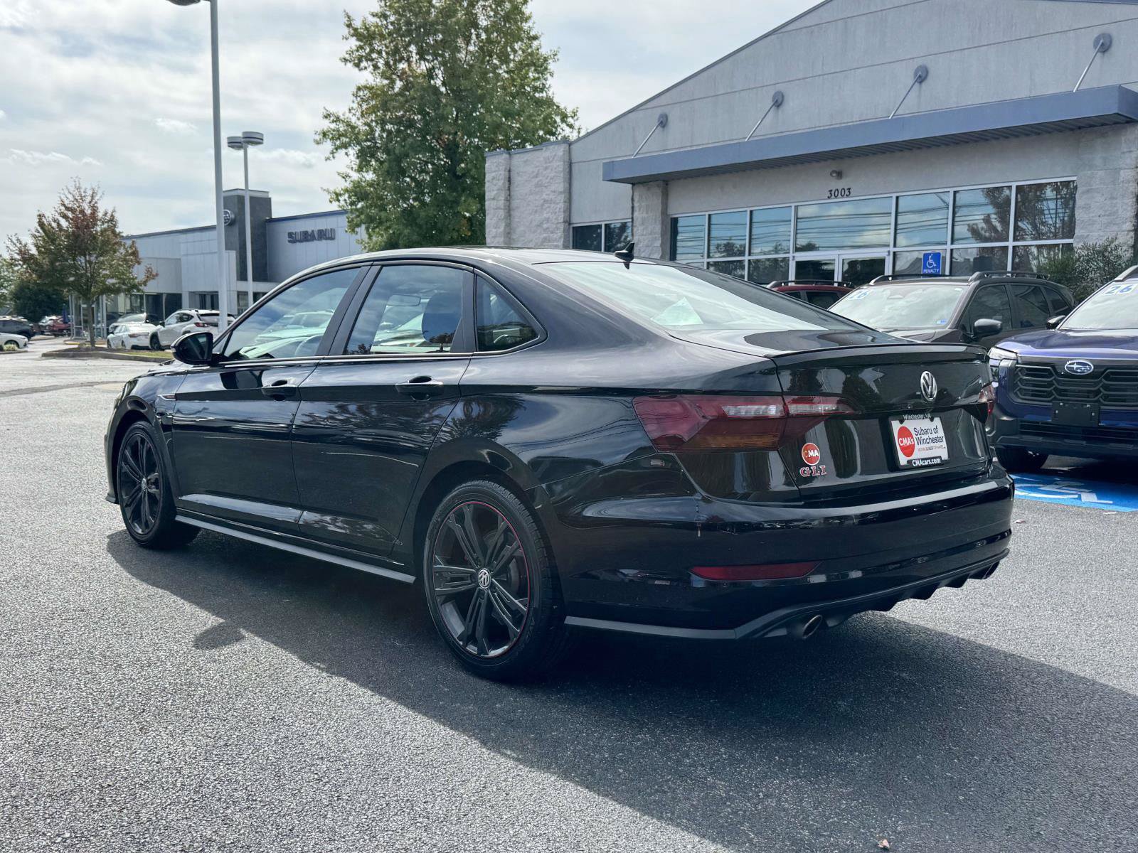 Used 2019 Volkswagen Jetta GLI FWD image 3