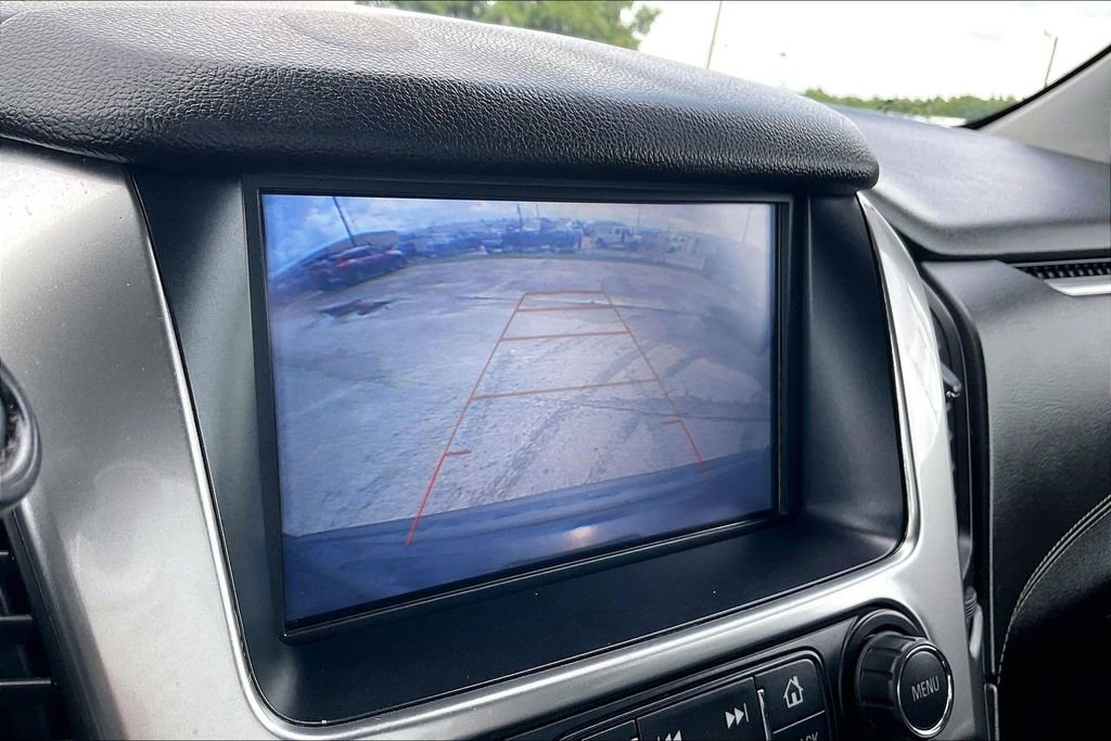 Used 2020 Chevrolet Suburban LT RWD image 13