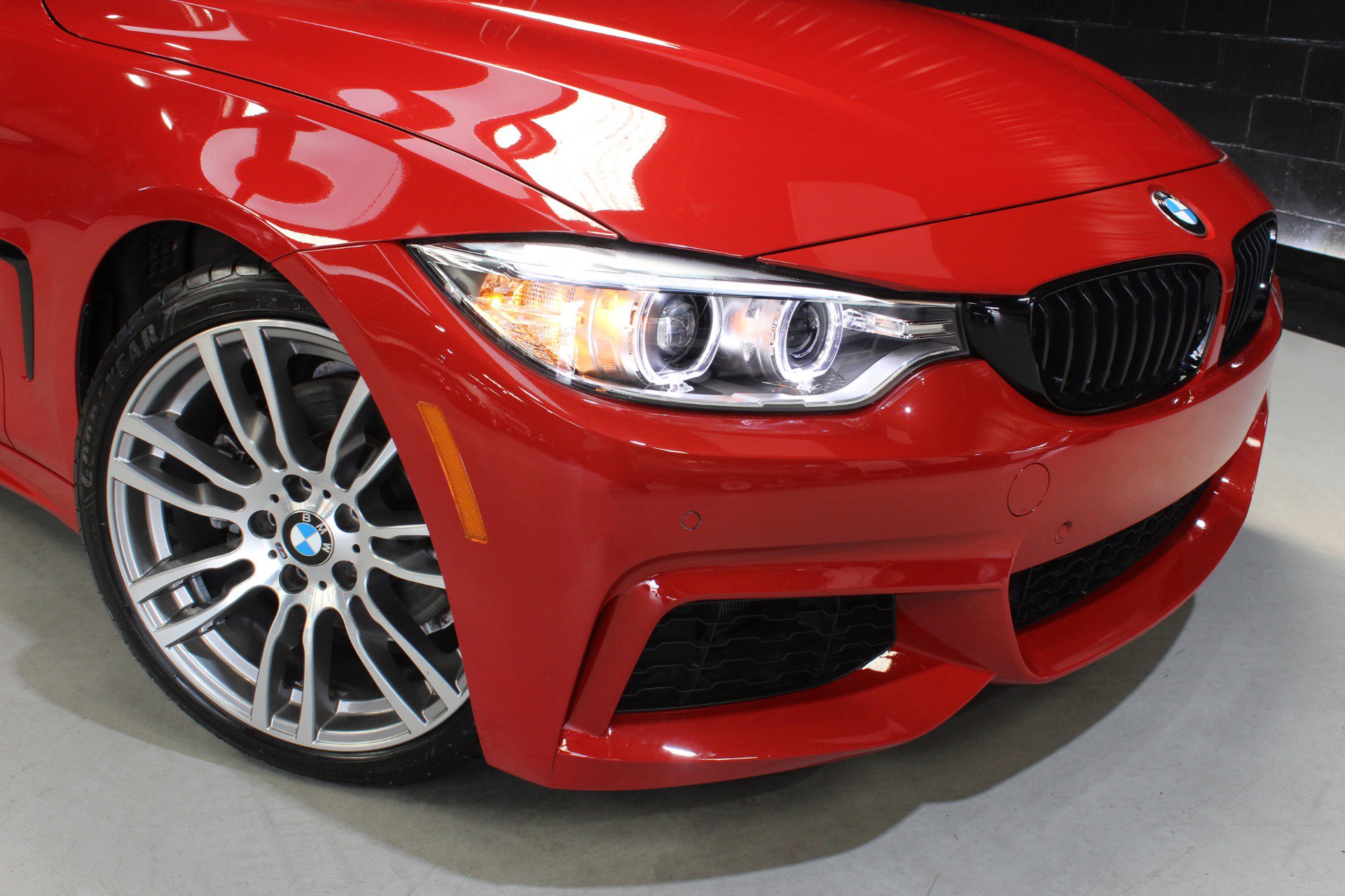 Used 2015 BMW 428i Coupe w/ M Sport image 8