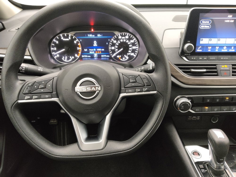 Used 2024 Nissan Altima 2.5 SV image 22