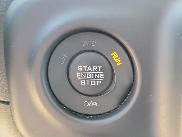 Used 2021 Jeep Wrangler Sport AWD/4WD image 26