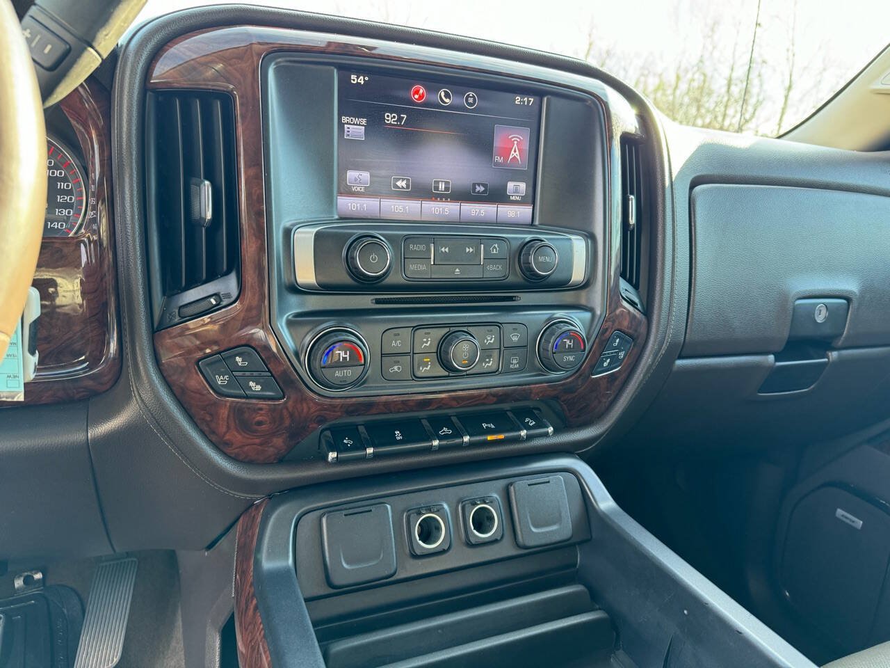 Used 2015 GMC Sierra 1500 SLT w/ SLT Preferred Package AWD/4WD image 11