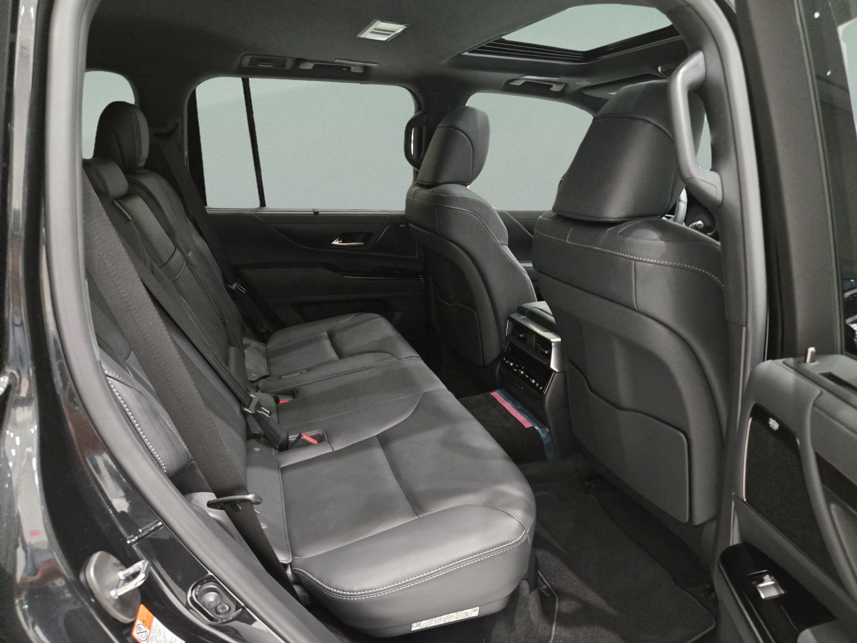 New 2026 Lexus LX 700h Luxury AWD/4WD image 23