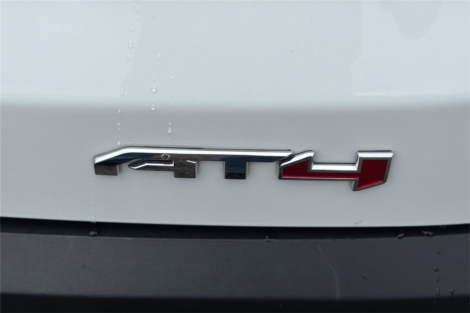 Used 2023 GMC Acadia AT4 w/ Technology Package AWD/4WD image 25