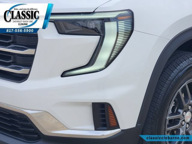 Used 2025 GMC Acadia Elevation FWD image 11