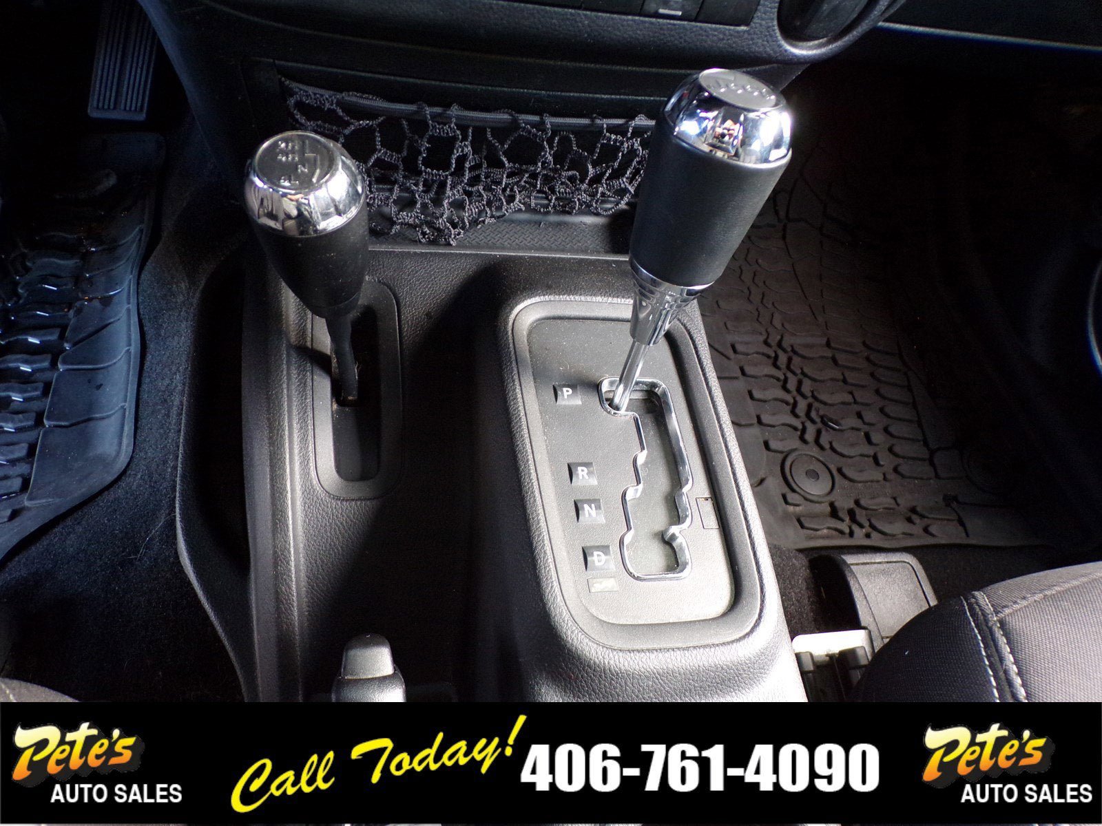 Used 2014 Jeep Wrangler Rubicon w/ Connectivity Group AWD/4WD image 20