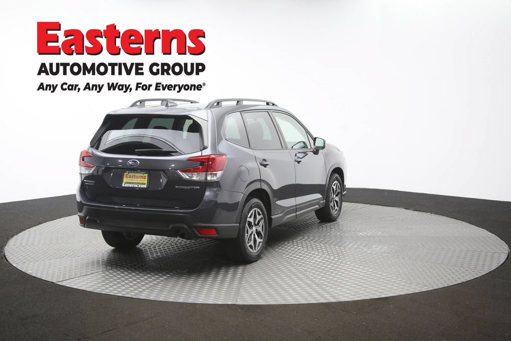 Used 2022 Subaru Forester Premium AWD/4WD image 43