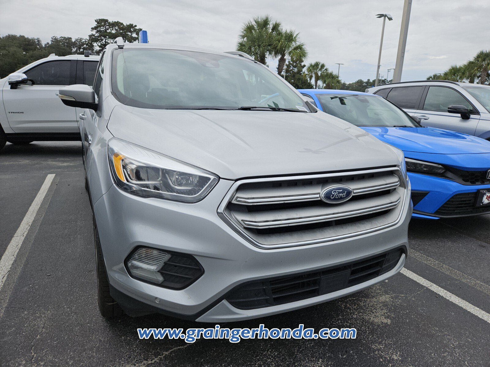 Used 2018 Ford Escape Titanium w/ Ford Safe & Smart Package AWD/4WD image 4
