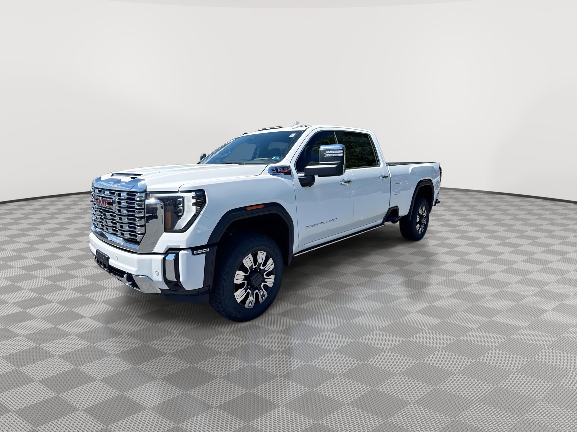 New 2026 GMC Sierra 3500 Denali w/ Denali Reserve Package AWD/4WD image 4