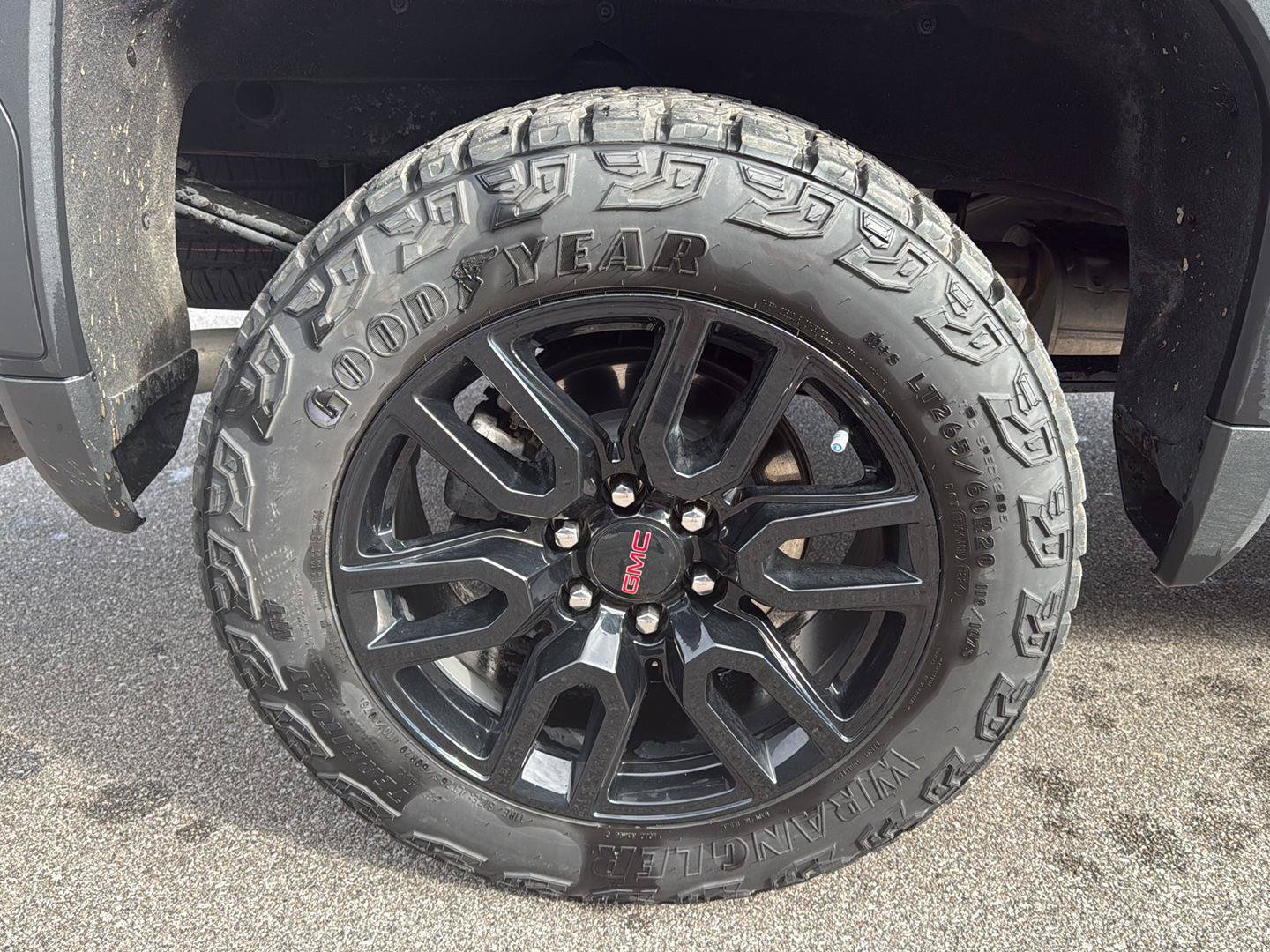 Used 2024 GMC Sierra 1500 Pro w/ Graphite Edition AWD/4WD image 13